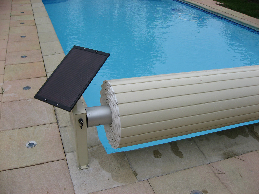 Obturador solar de enrolar acima do solo "Golden Roll" - 9 x 4 m