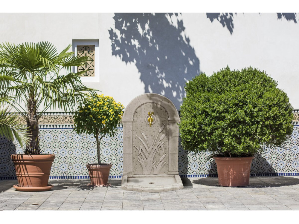 Fonte "ROSEAU" - feita de pedra reconstituída - 62 x 42 x 93 cm