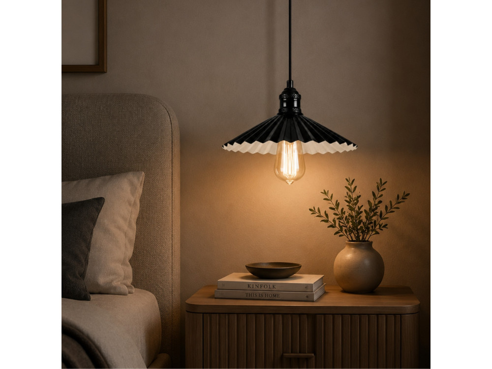 Candeeiro suspenso em metal «Plise» - 32 x 32 cm - Preto