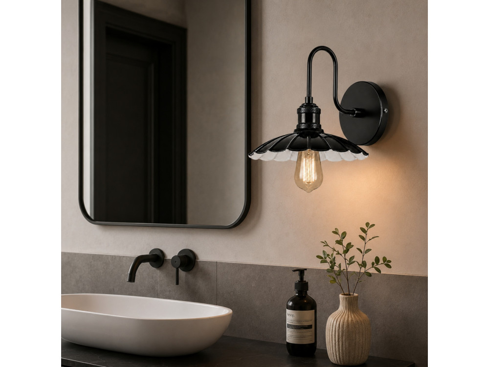 Candeeiro de parede em metal «Volan» - 25 x 30 cm - Preto