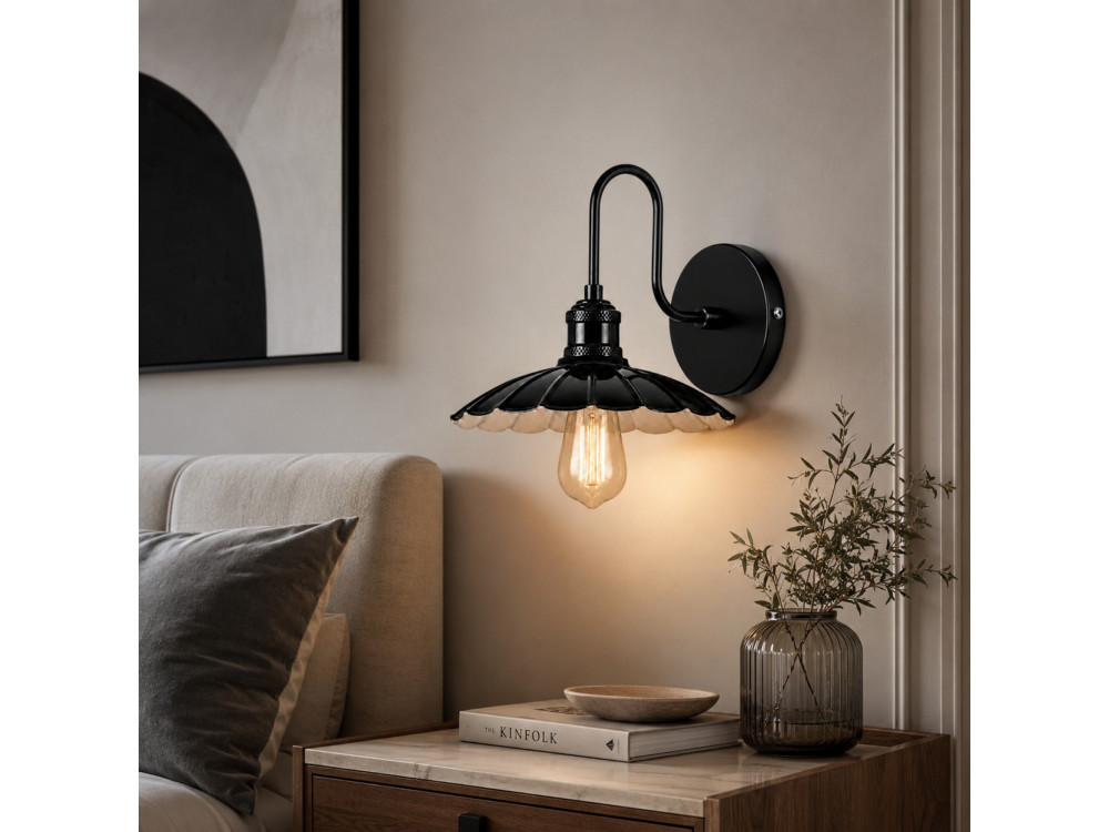 Candeeiro de parede em metal «Volan» - 25 x 30 cm - Preto