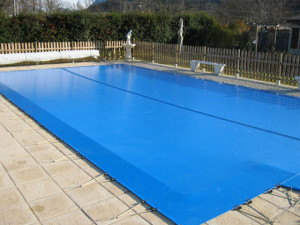Cobertura de inverno Securitis Eco" para piscinas enterradas na Flórida - azul