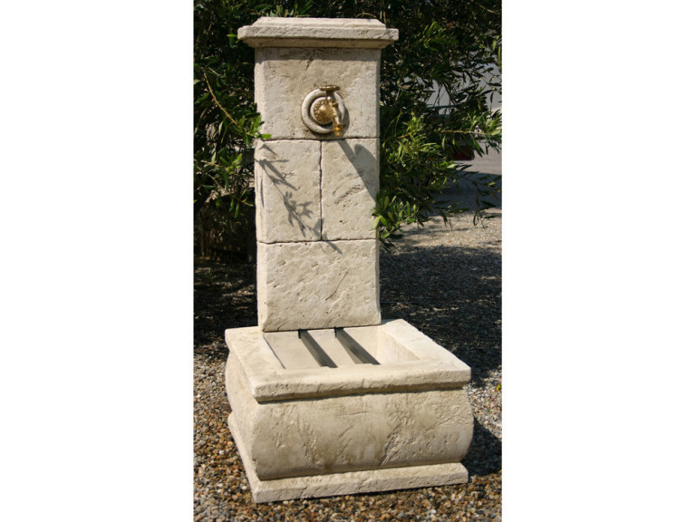 Fonte "Napoli" - 0,50 x 0,50 x 1,08 m
